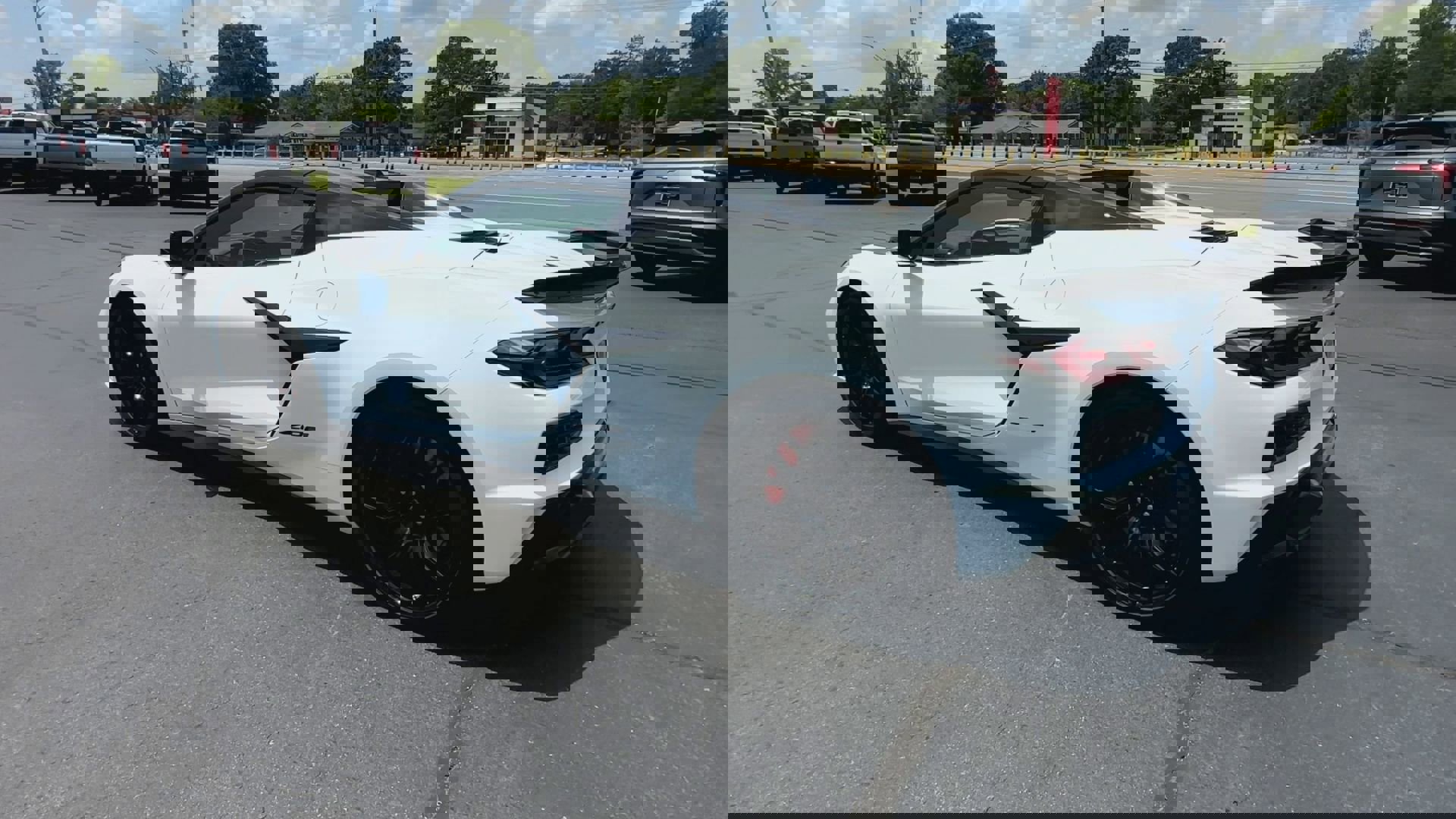 2025 Chevrolet Corvette Z06 2LZ photo 6