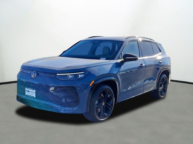 2026 Volkswagen Tiguan SE R-LINE BLACK's photo