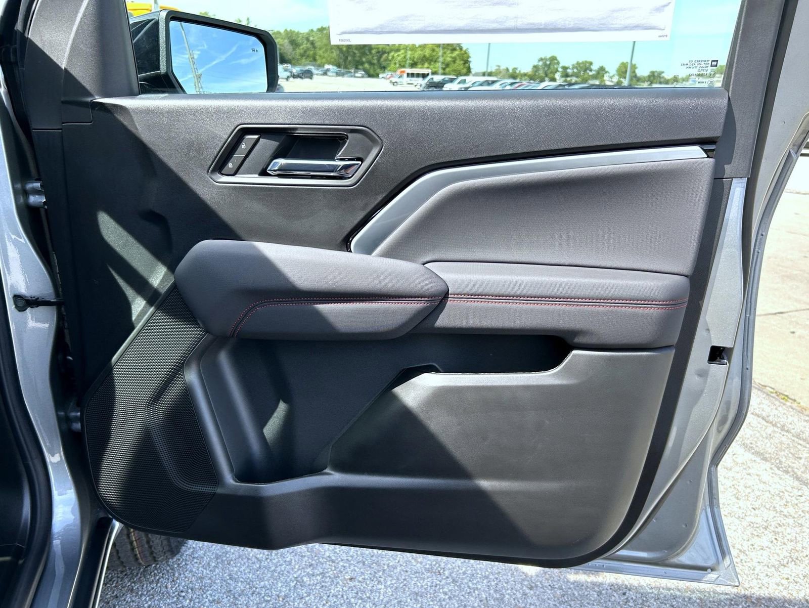 2026 Chevrolet Colorado Z71 photo 15