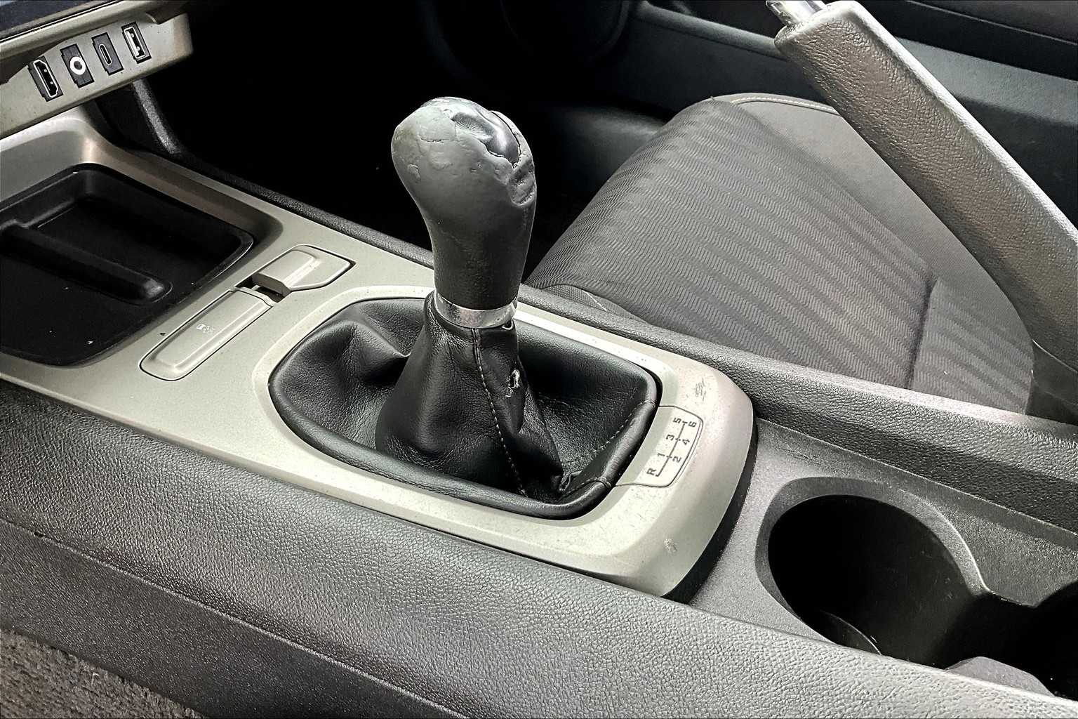 2014 Chevrolet Camaro LS photo 12