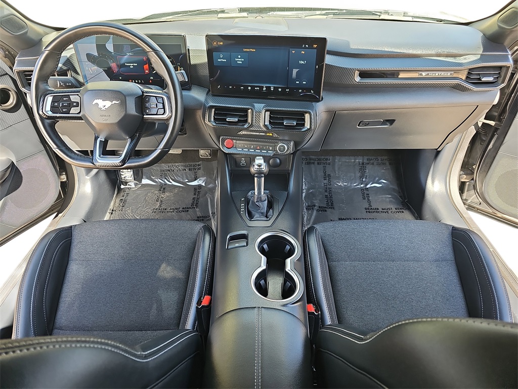2024 Ford Mustang EcoBoost photo 9