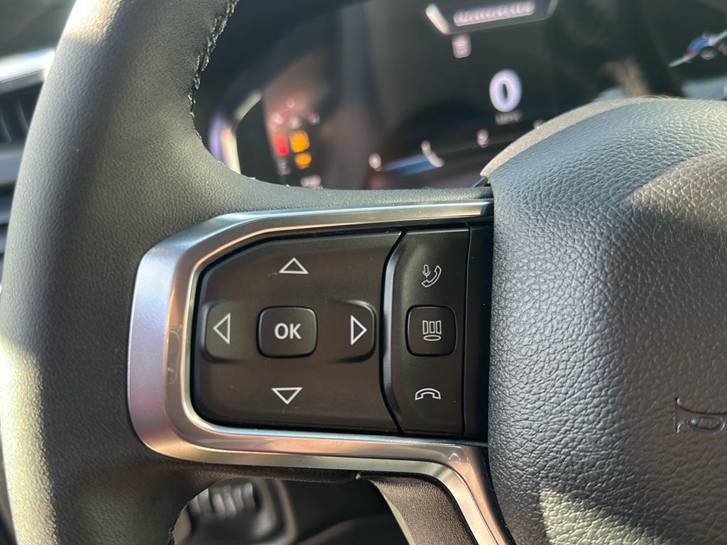 2025 Ram 2500 Laramie photo 14