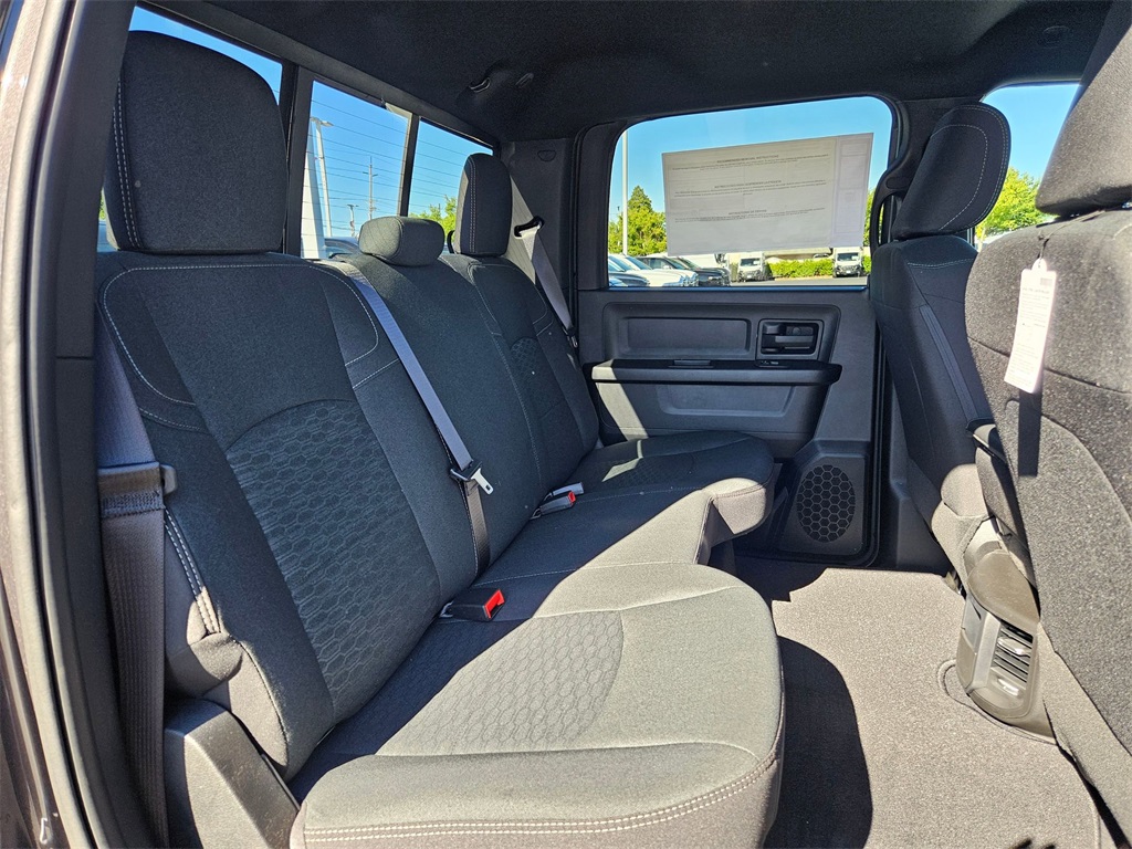 2025 Ram 3500 Tradesman photo 28