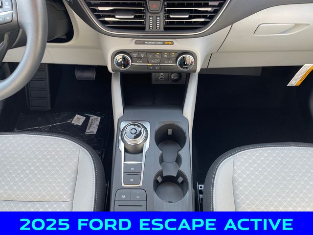 2025 Ford Escape Active photo 11