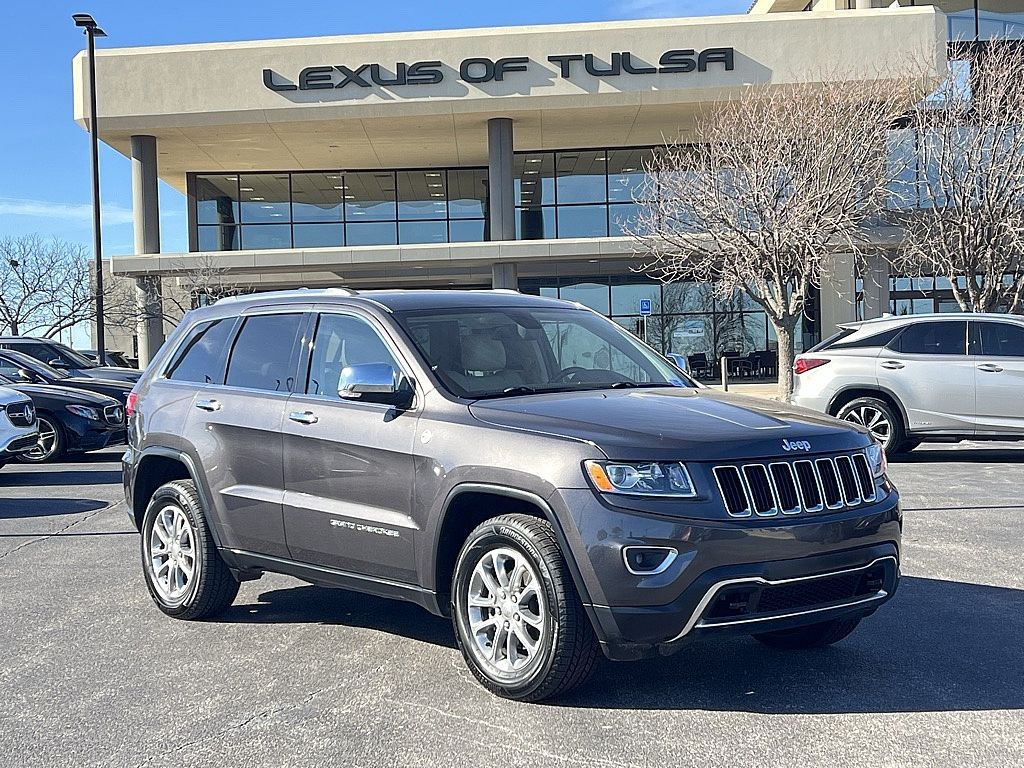 2015 Jeep Grand Cherokee Limited's photo
