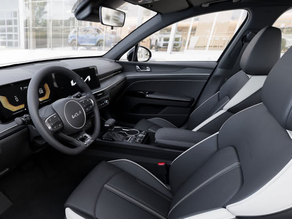 2026 Kia K5 GT-Line photo 16