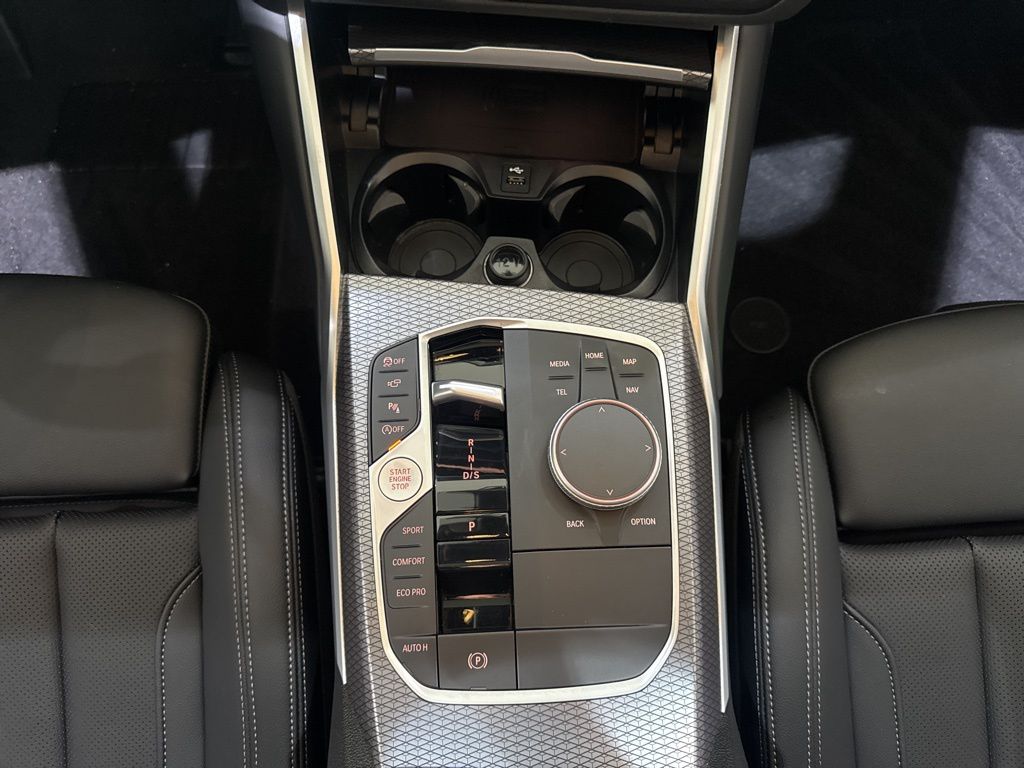 2025 Bmw 330i xDrive photo 18