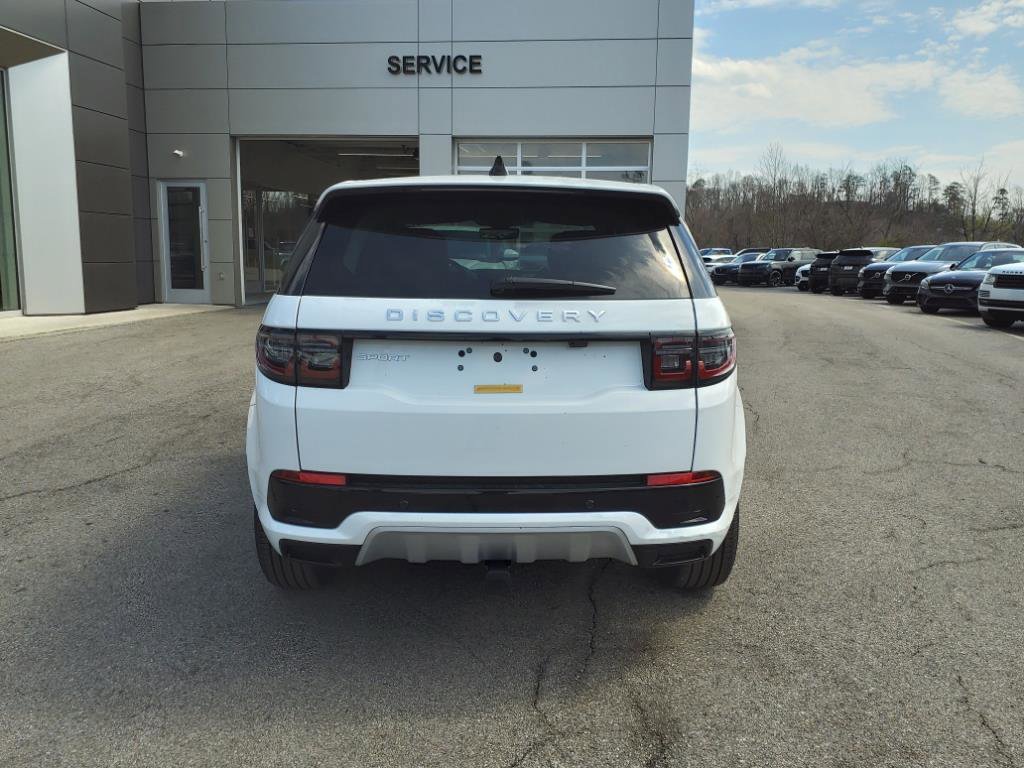 2025 Land Rover Discovery Sport S photo 4