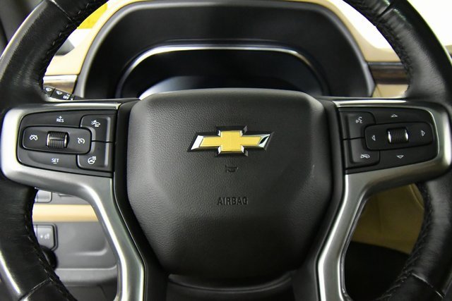 2023 Chevrolet Tahoe Premier photo 2