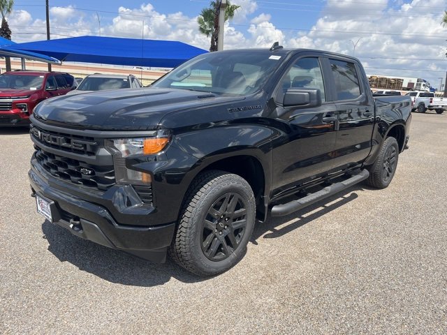 2026 Chevrolet Silverado 1500 Custom photo 3
