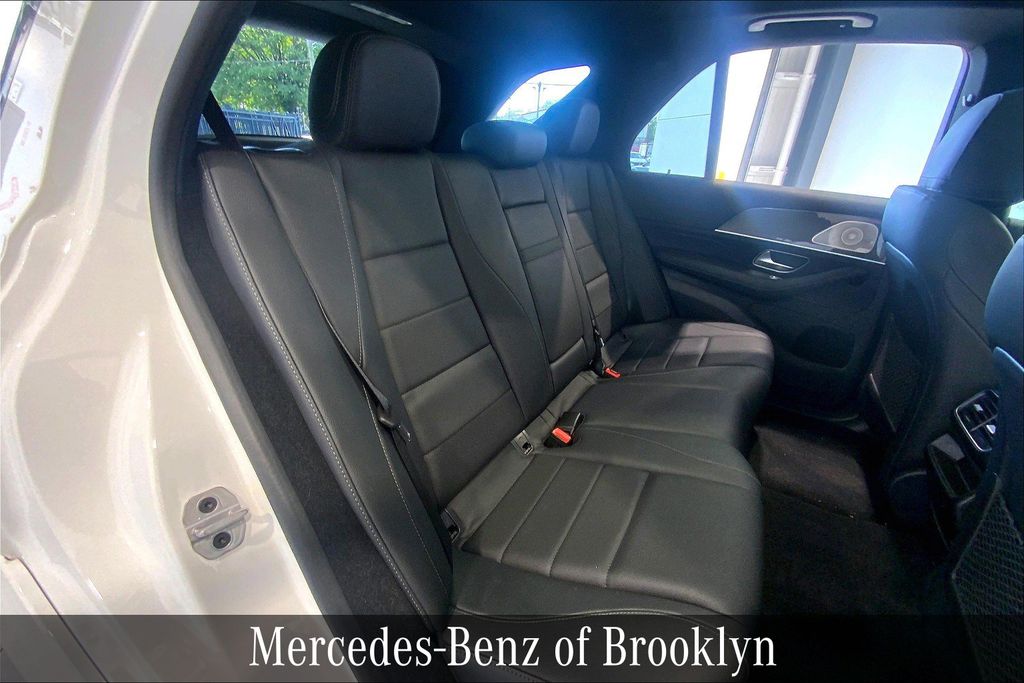 2023 Mercedes Benz GLE 450 4MATIC photo 8