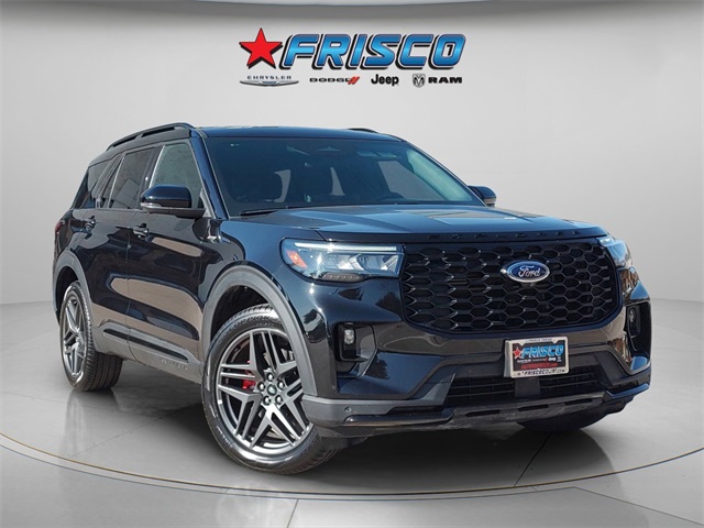 2025 Ford Explorer ST-LINE's photo
