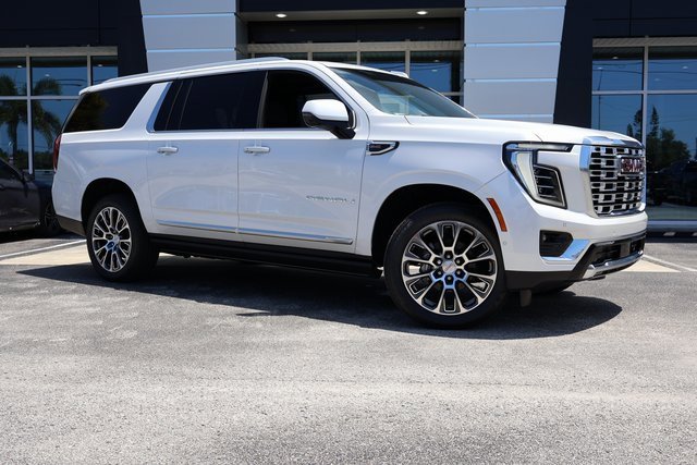 2025 Gmc Yukon XL Denali photo 2