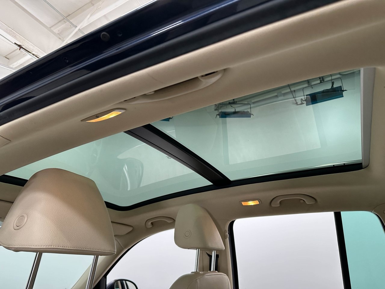 2016 Volkswagen Tiguan S photo 14