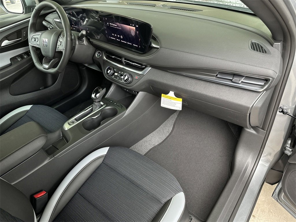 2025 Buick Envista Preferred photo 32