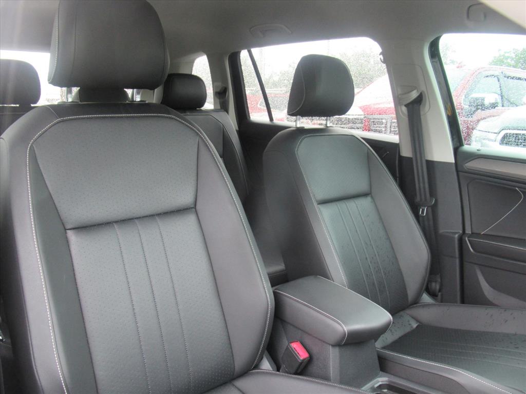 2022 Volkswagen Tiguan SE photo 6