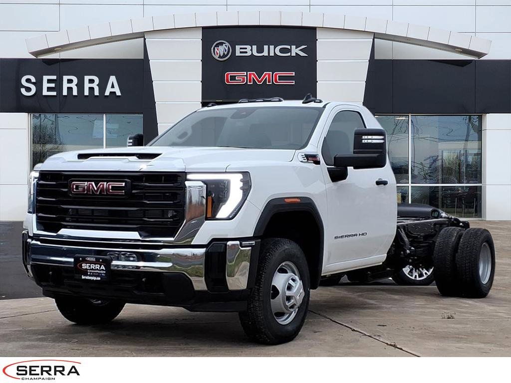 2024 GMC Sierra 3500 Chassis Cab Pro's photo