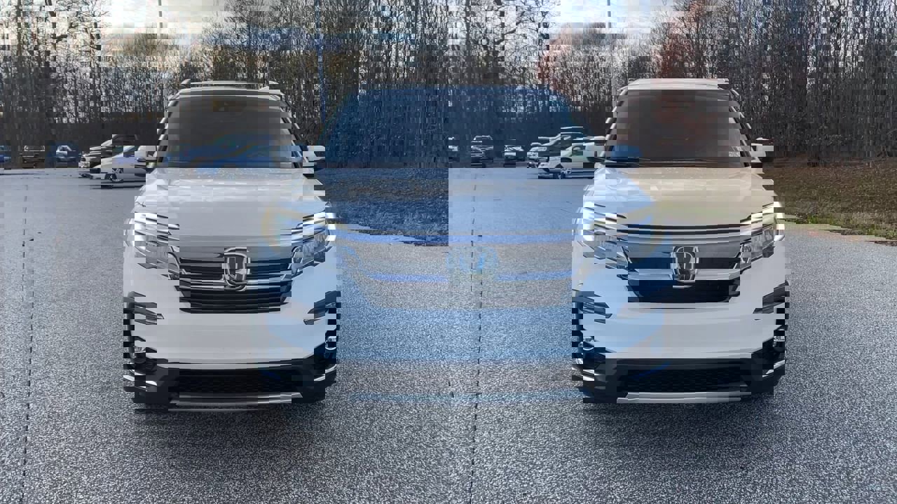 2020 Honda Pilot Touring photo 3