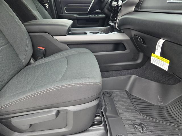 2025 Ram 2500 Big Horn photo 10
