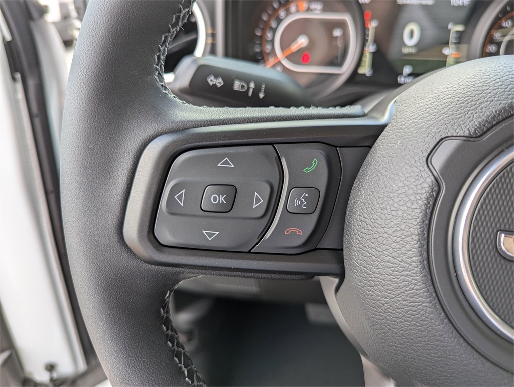 2025 Jeep Gladiator Sport photo 20