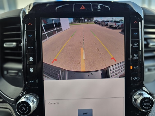 2026 Ram 2500 Tradesman photo 14
