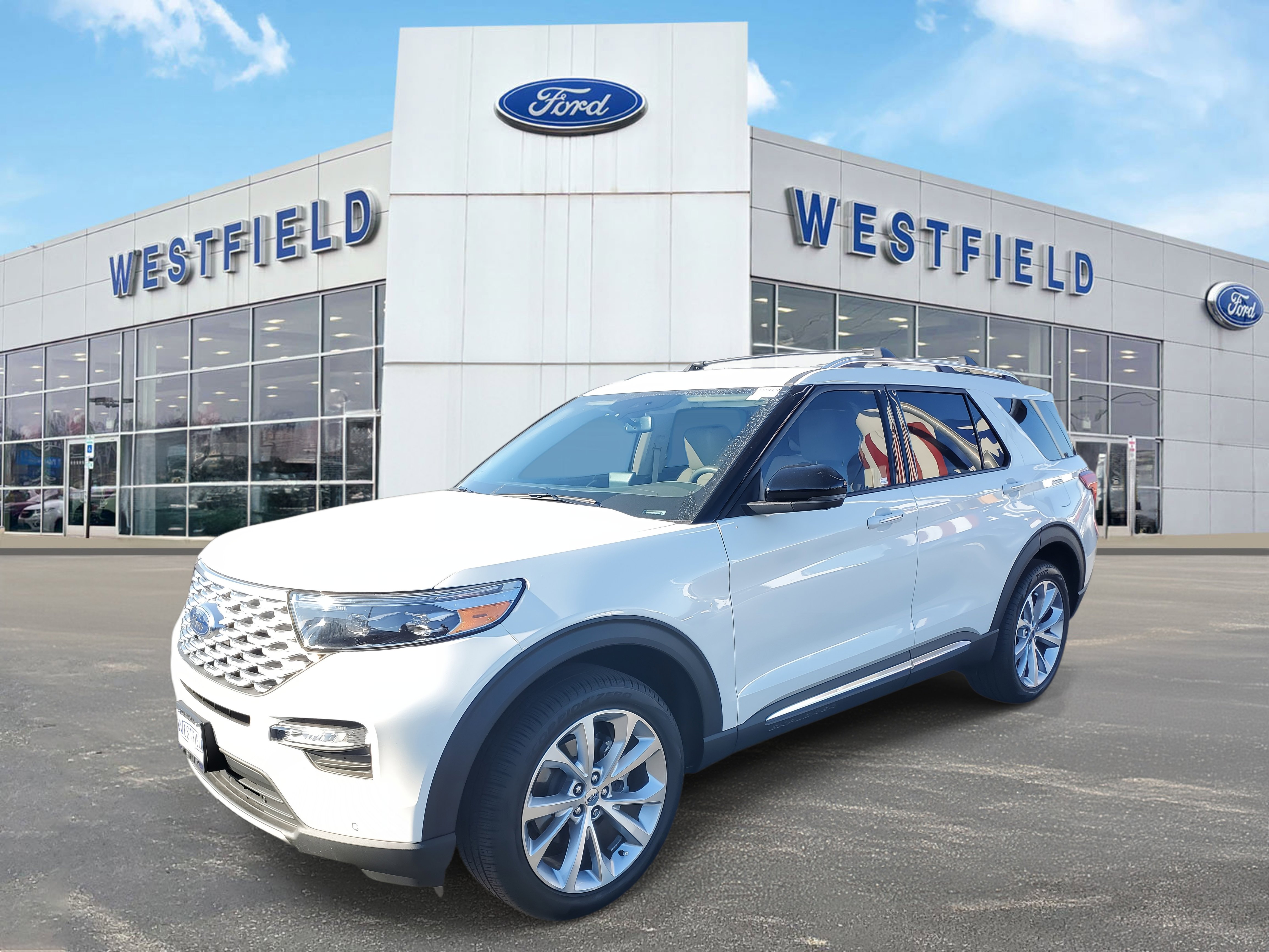 2022 Ford Explorer Platinum photo 3