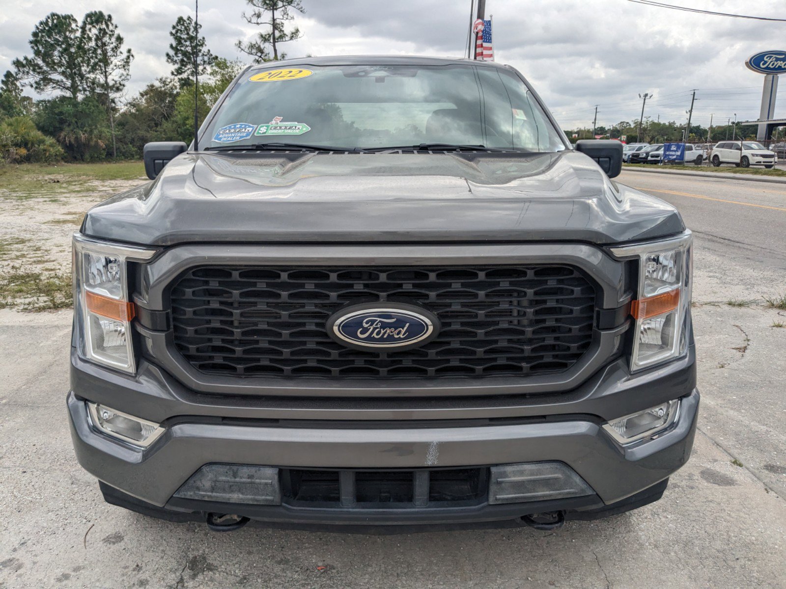 2022 Ford F-150 XL photo 8