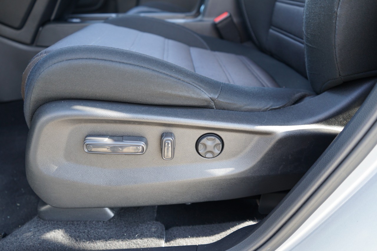 2019 Honda CR-V EX photo 22