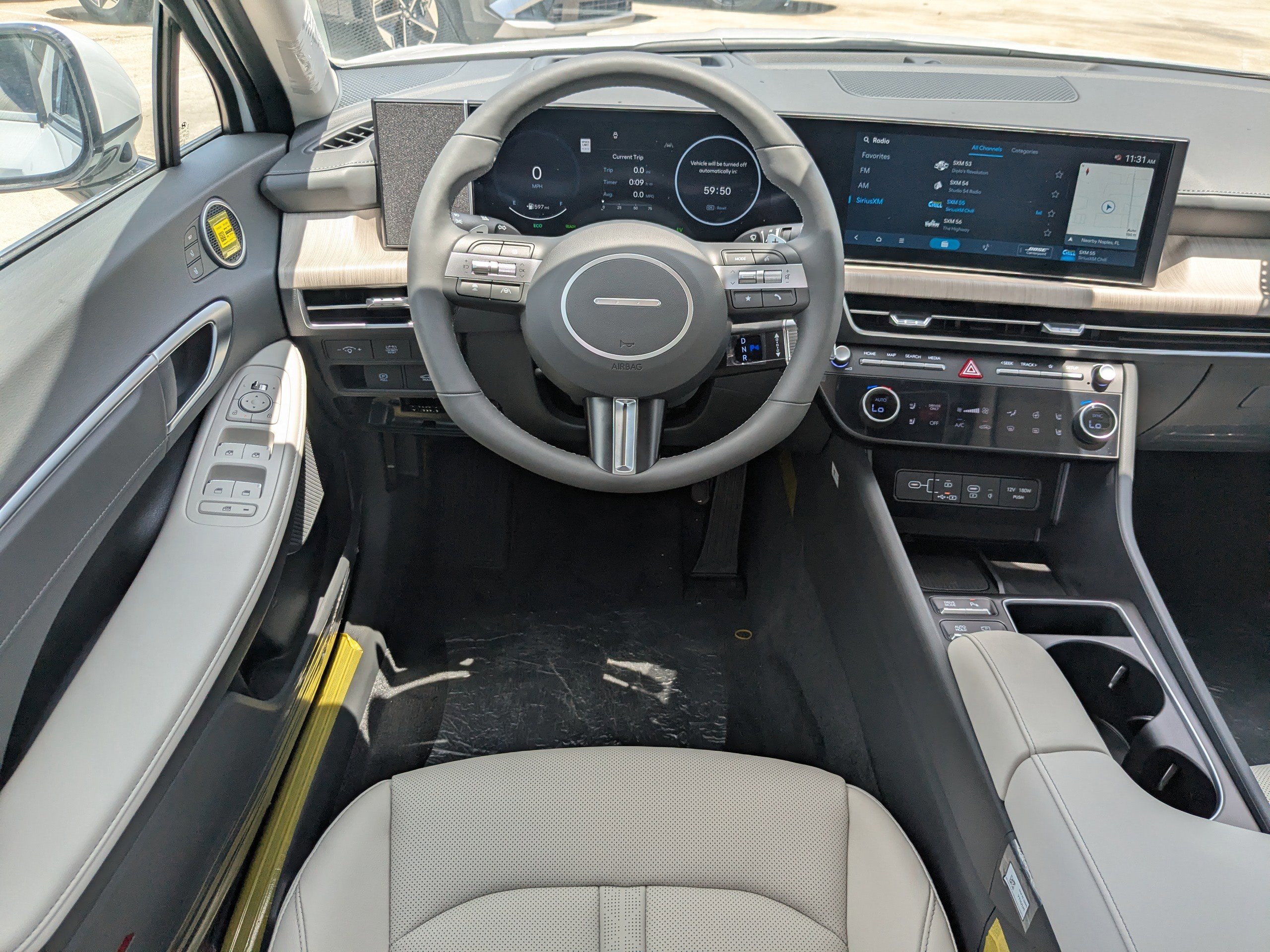 2025 Hyundai Sonata Hybrid Limited photo 9