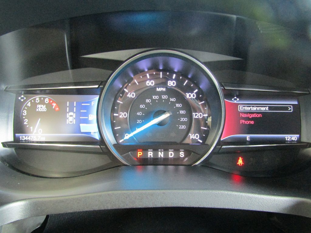 2019 Ford Explorer XLT photo 25