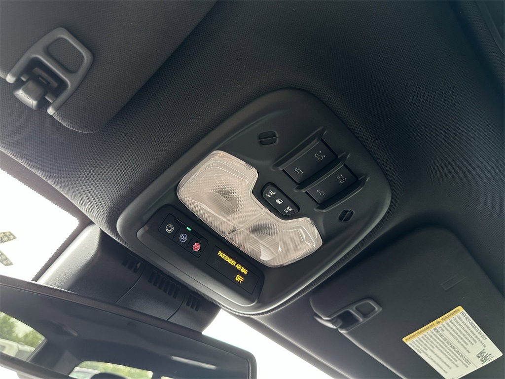 2023 Chevrolet Colorado Z71 photo 24