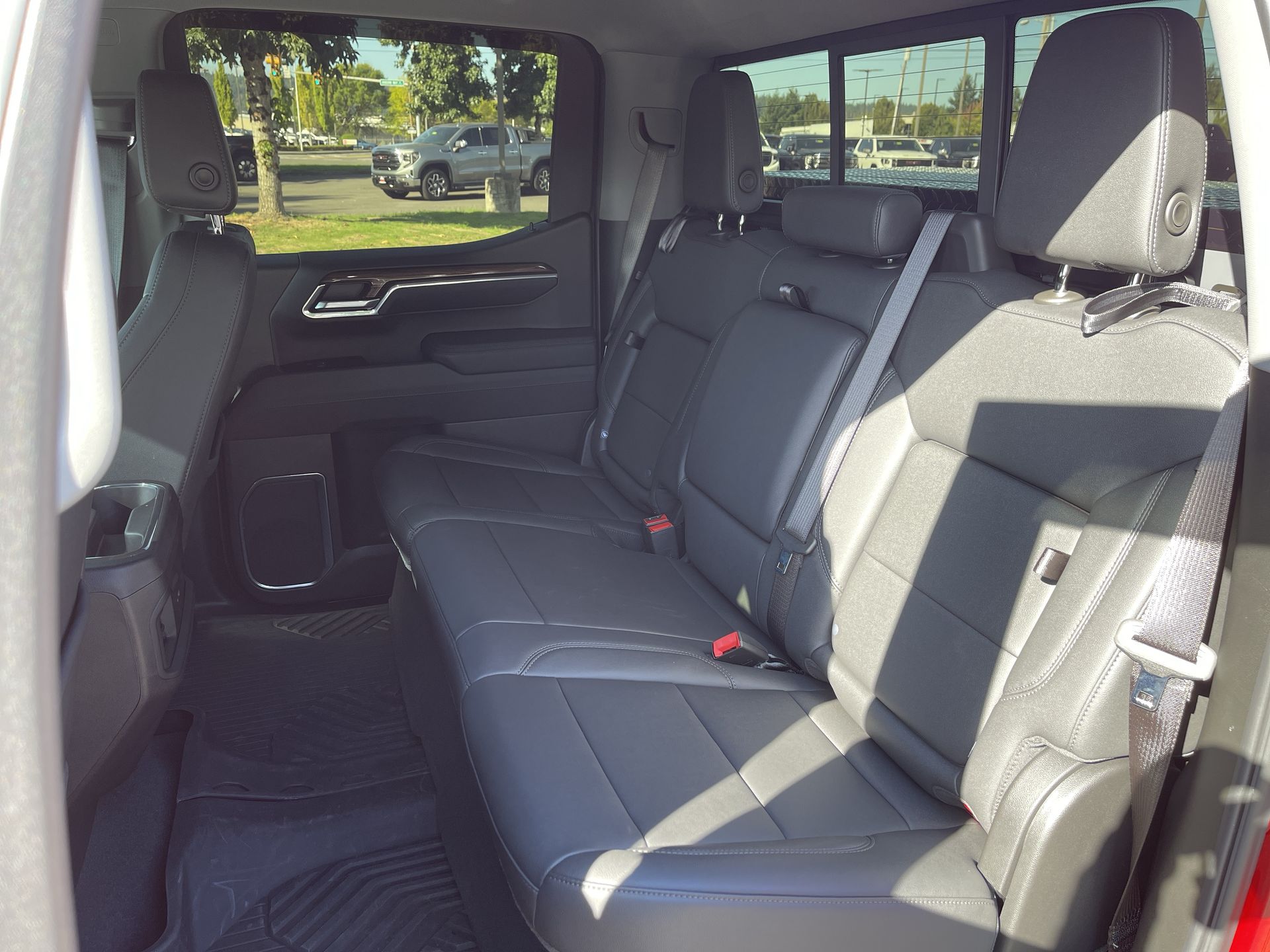 2025 Chevrolet Silverado 1500 LT Trail Boss photo 22