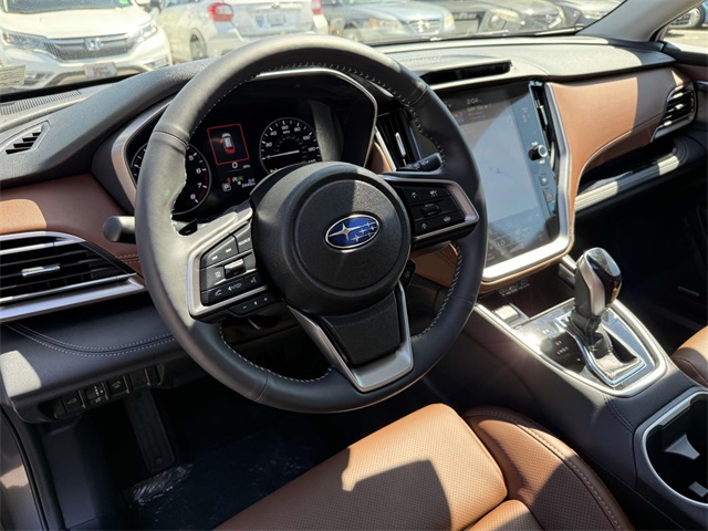 2025 Subaru Outback Touring XT photo 2