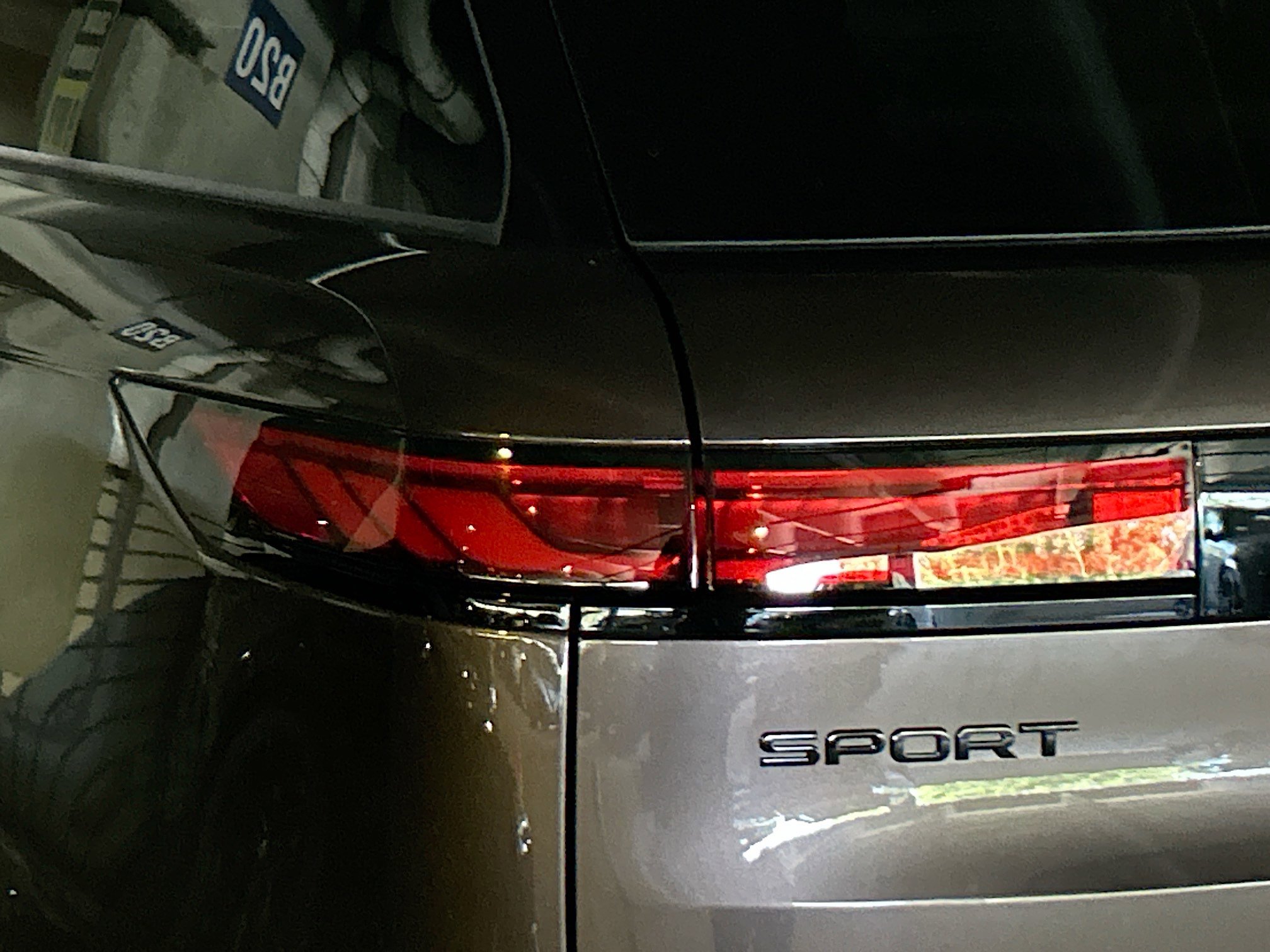 2025 Land Rover Range Rover Sport Autobiography photo 5