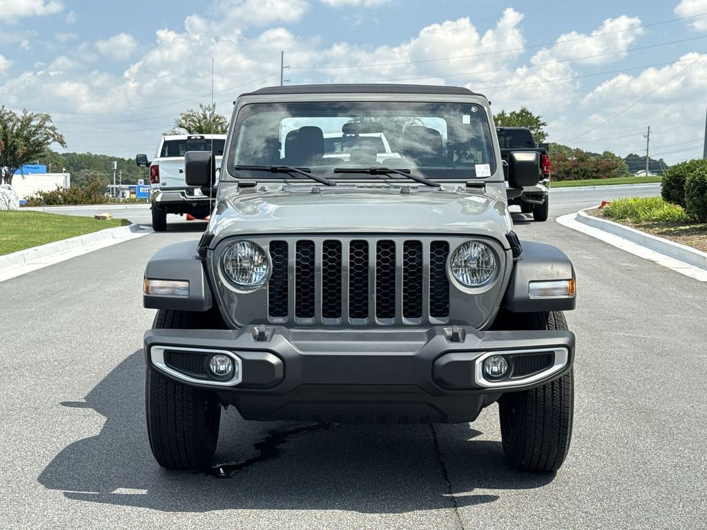 2023 Jeep Gladiator Sport photo 8