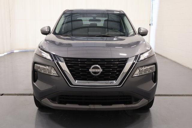 2023 Nissan Rogue SV photo 2