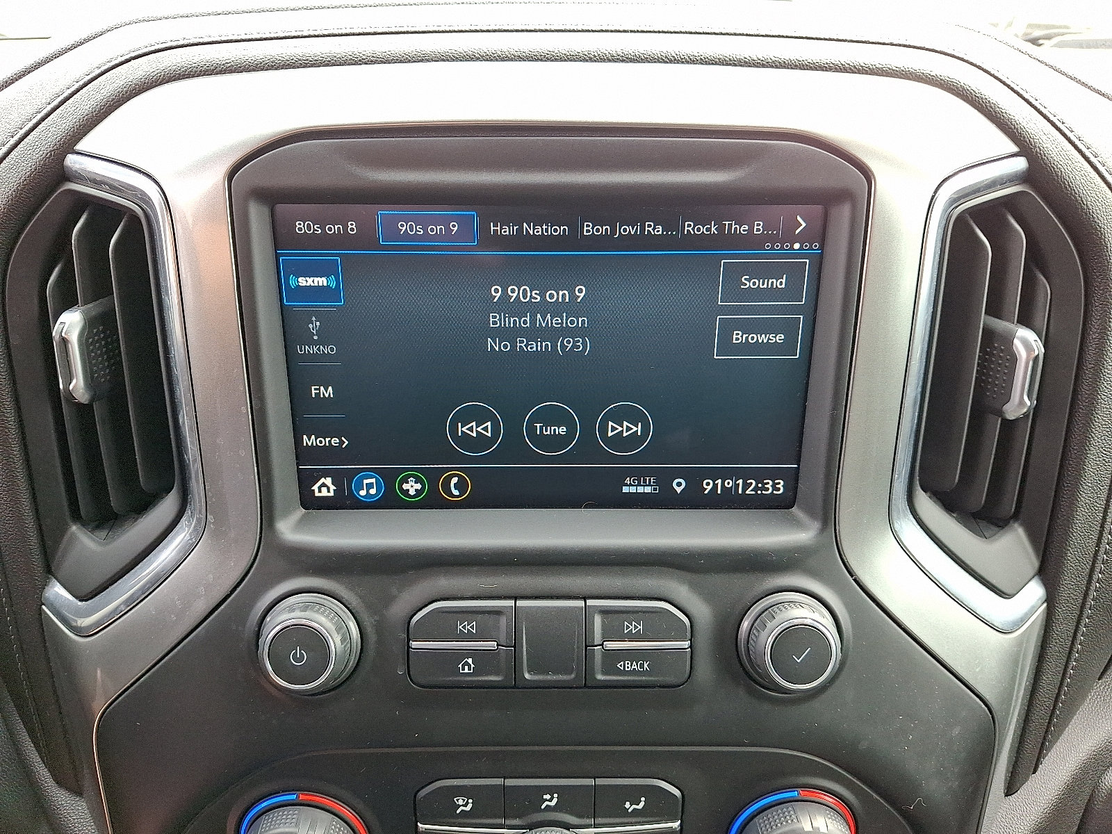 2021 Chevrolet Silverado 1500 LT photo 15