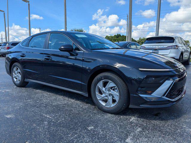 New 2025 Hyundai SONATA SE 4dr Car in Miami #A465506