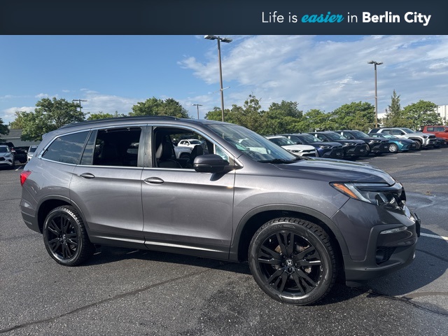 2022 Honda Pilot SE's photo