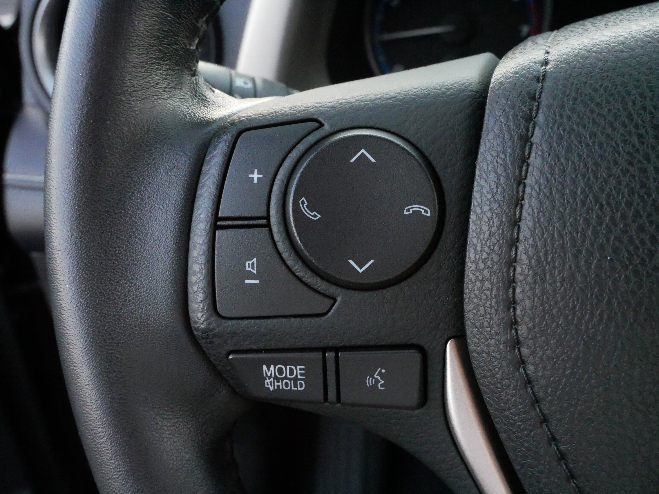 2017 Toyota RAV4 XLE photo 25