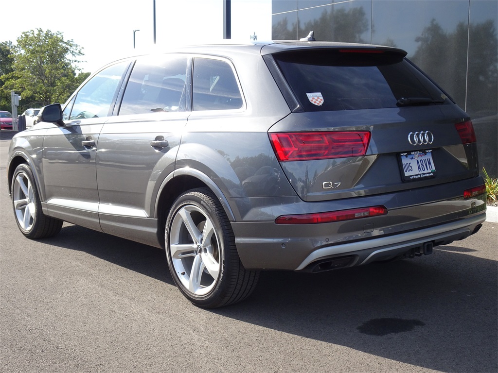 2019 Audi Q7 55 Prestige photo 4