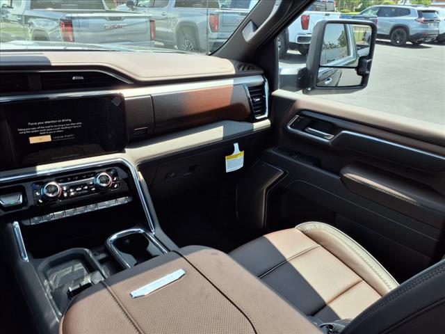 2025 Gmc Sierra 2500 HD Denali photo 11