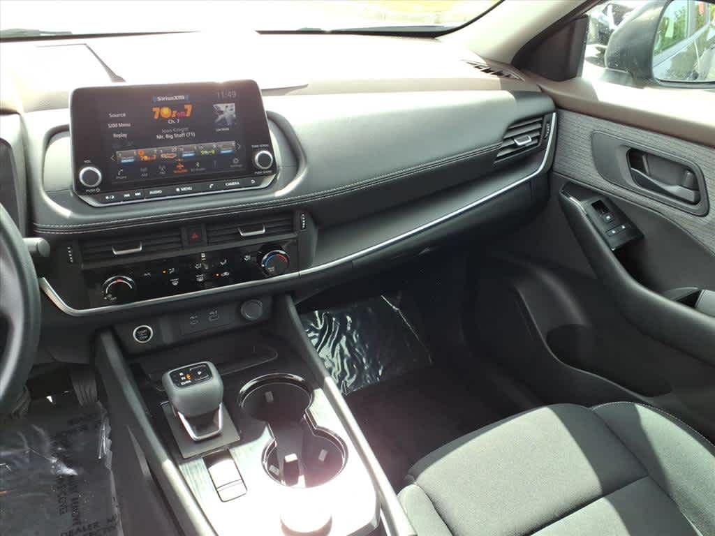 2023 Nissan Rogue S photo 14