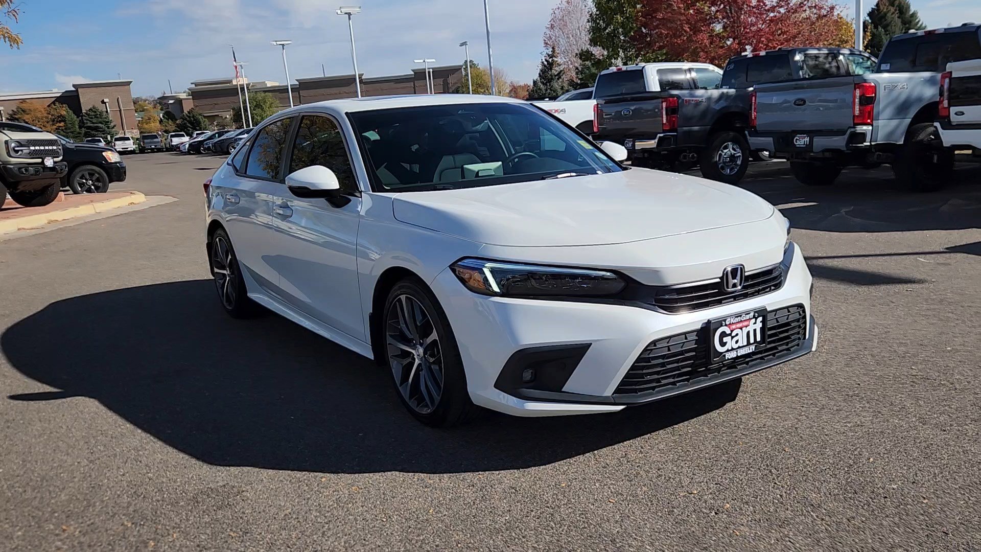 2023 Honda Civic Touring photo 4