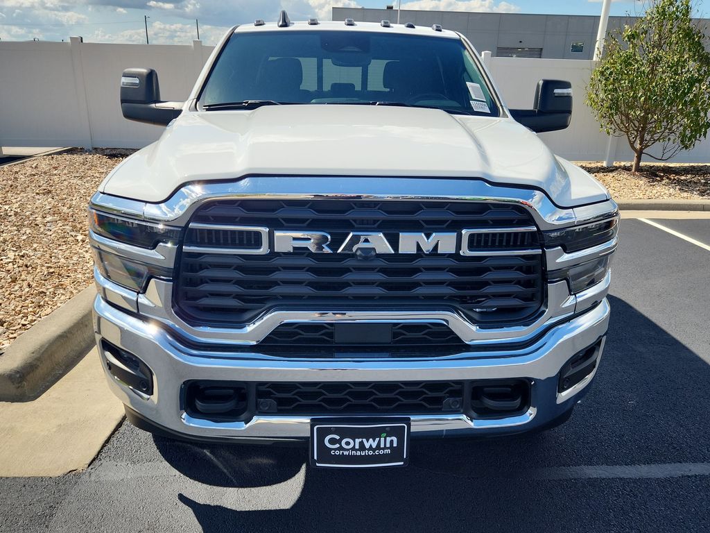 2026 Ram 3500 Tradesman photo 3