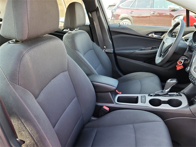 2018 Chevrolet Cruze LS photo 17