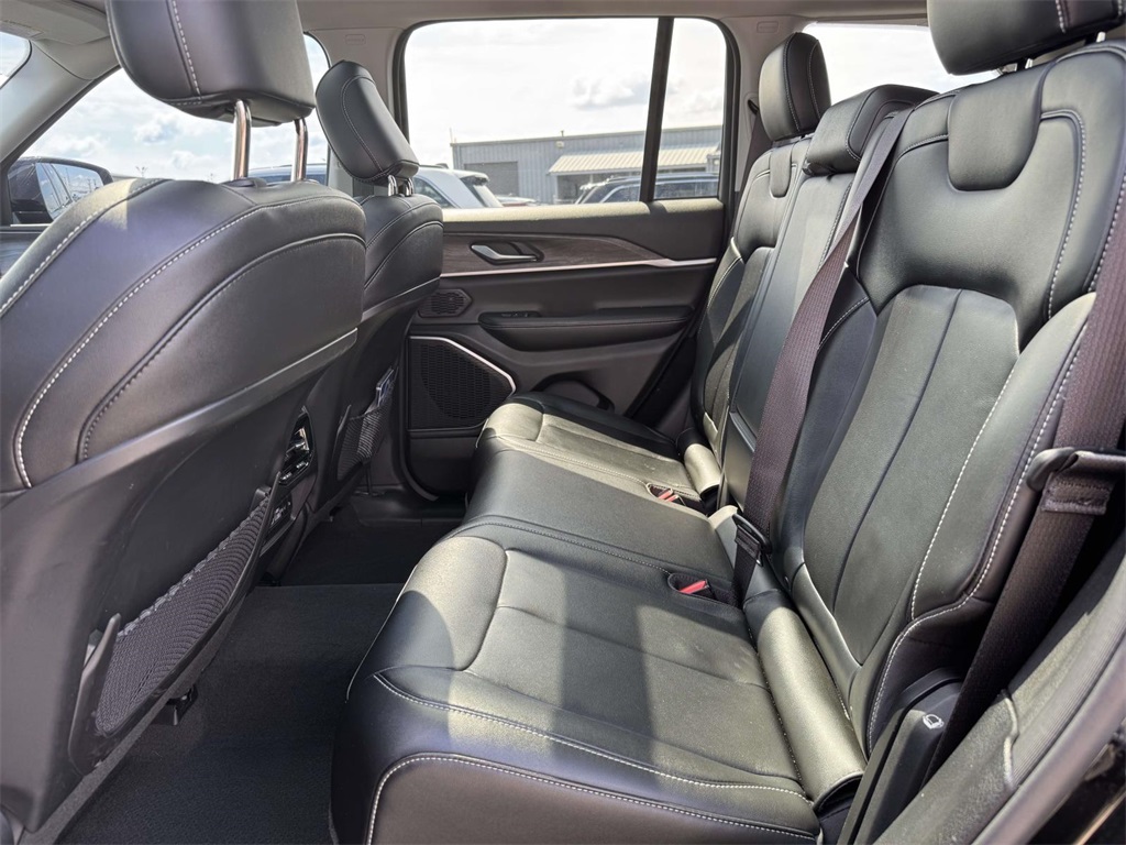 2022 Jeep Cherokee Limited 4xe photo 15