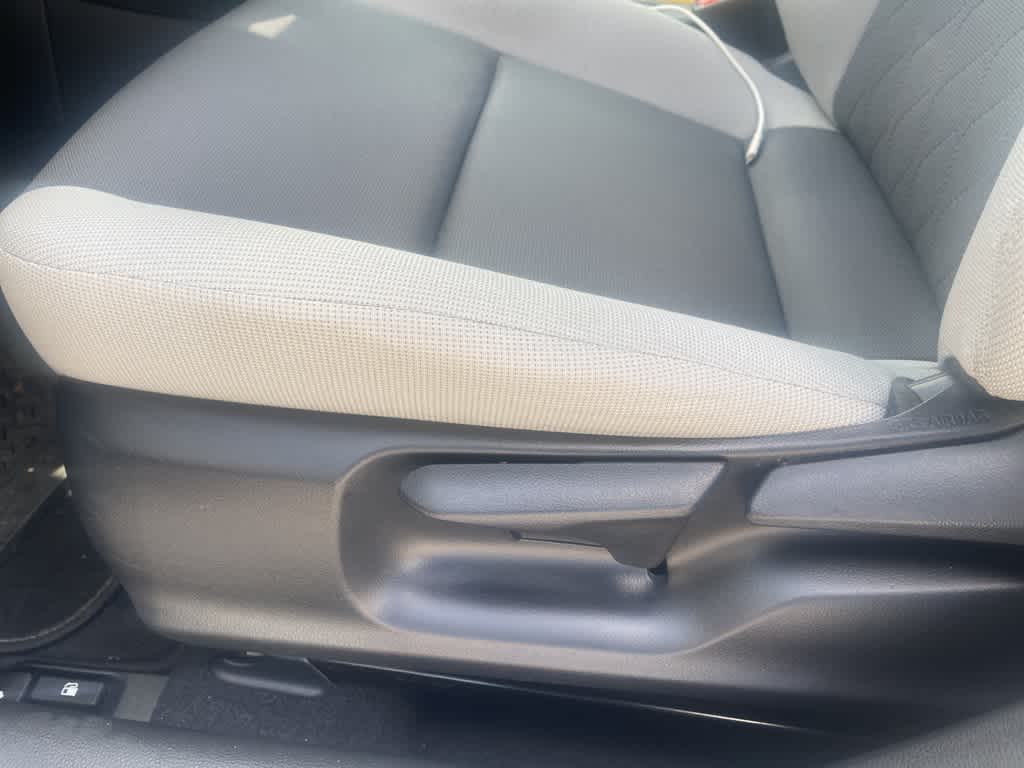 2023 Toyota Corolla LE photo 14