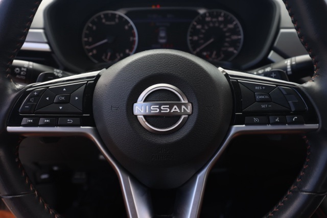 2023 Nissan Altima 2.5 SR photo 22