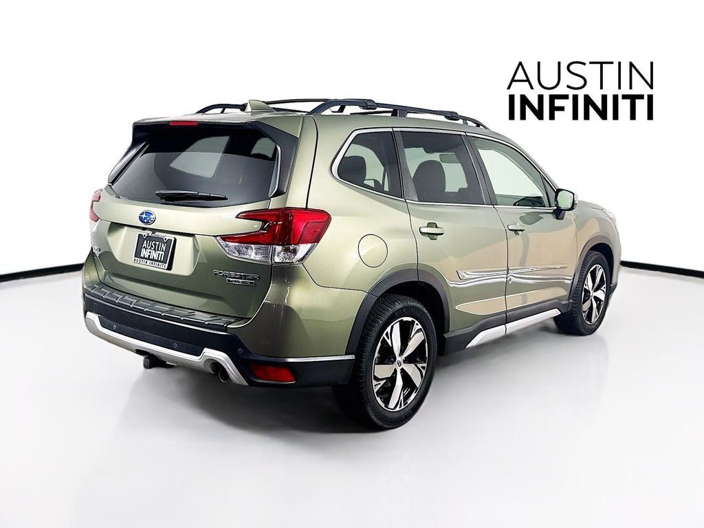 2020 Subaru Forester Touring photo 7